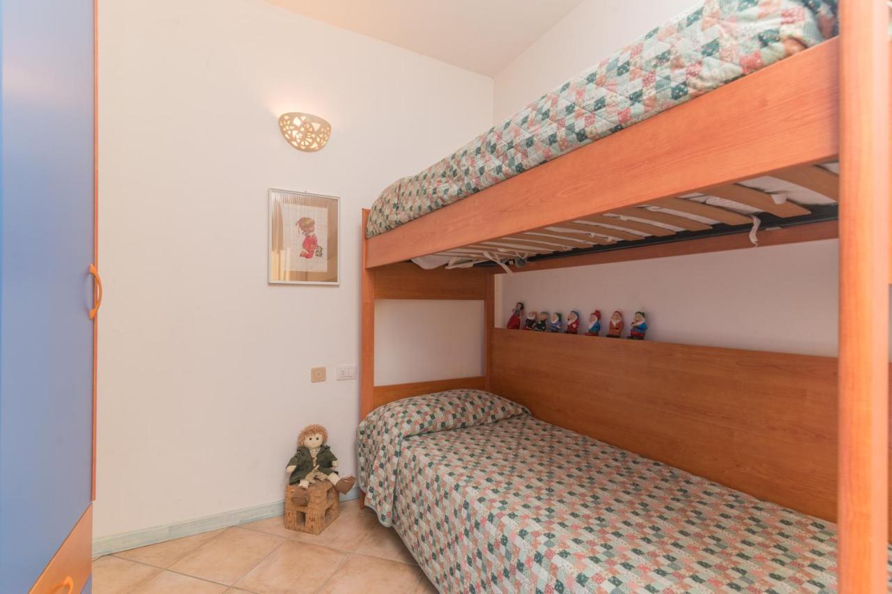 Il Poggio A3 With Shared Pool - Happy Rentals Porto San Paolo  Kültér fotó